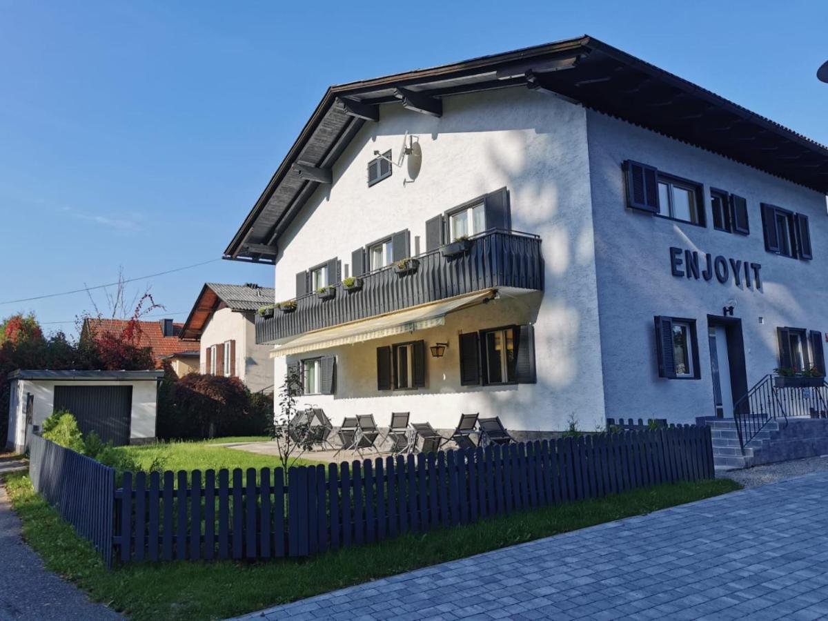 Enjoyit Velden West Hotel Selpritsch Exterior photo